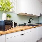 Apartament Potockiej 39 - Lazarz